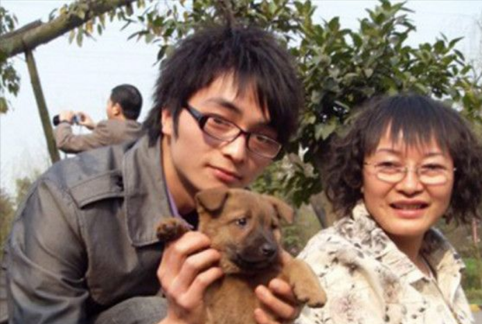 17年前，14岁湖南男孩扒飞机在万米高空飞行1.5小时，后来怎样了