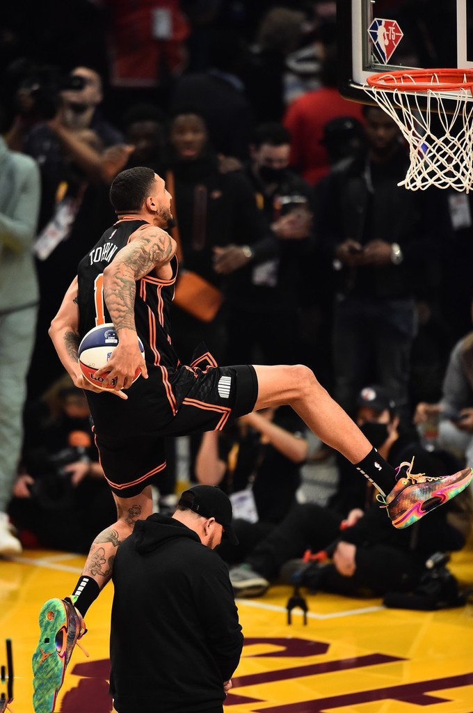 NBA公布2022扣篮大赛（托平“打板”扣篮成新科扣篮冠军，榜眼秀5次尝试未进决赛太可惜）