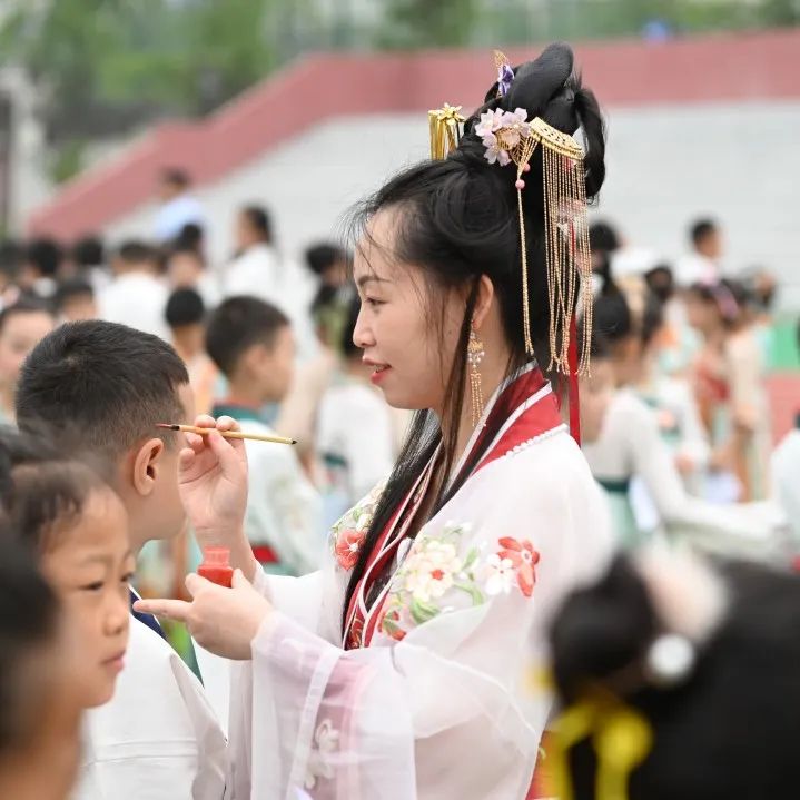 成都市双流区棠湖小学（南区）开展“我们的节日—端午”系列活动