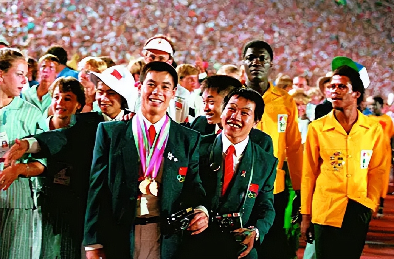 中国第二次申奥成功故事(93年我国首次申奥,仅以两票之差输给悉尼,是