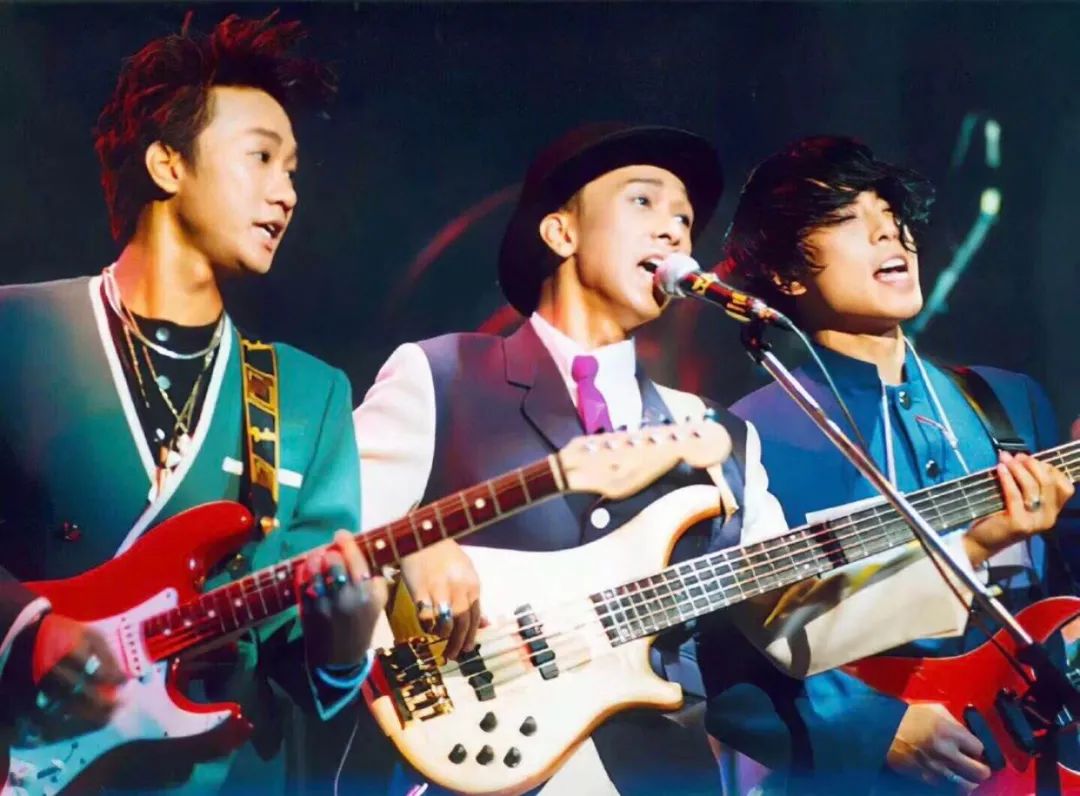 歌名叫什么(黄家驹:我更喜欢我们自己的这一首歌,歌名叫《再见理想》)