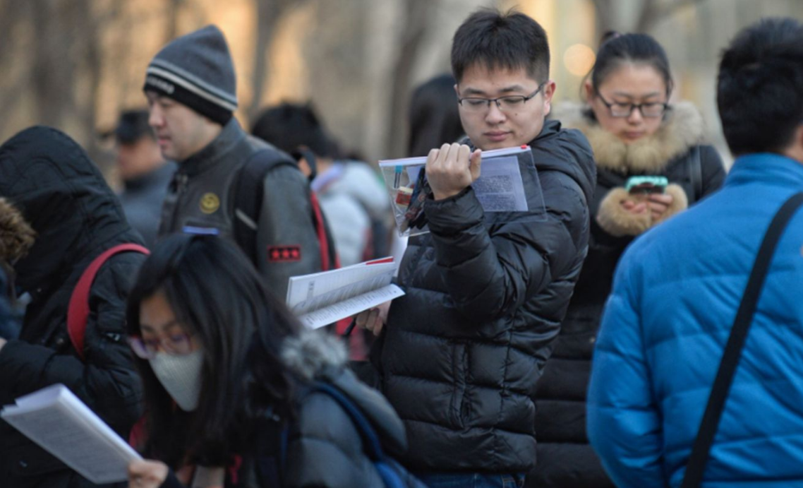 大学生的“攀比心理”有多重？男生晒寝室现状，网友不禁感叹