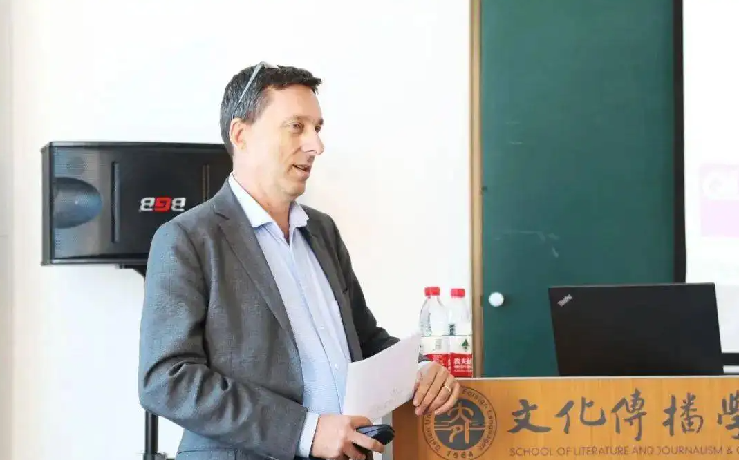 高考成绩出来之后，文科生报考什么专业好，这些专业就业前景好