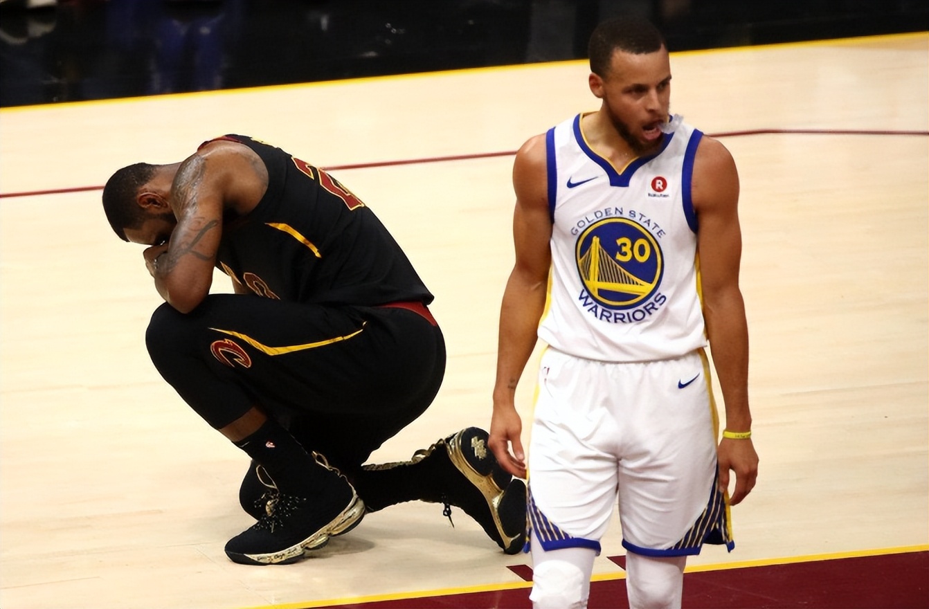 詹祭库里荣誉对比(库里vs詹姆斯,差距有多大?