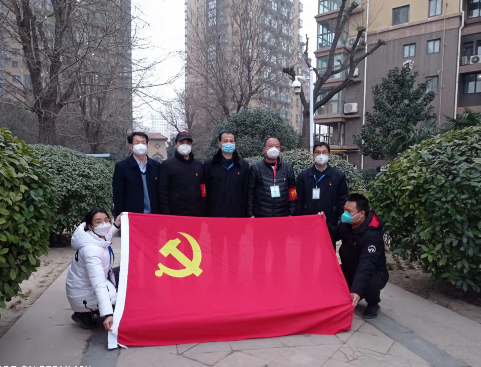 西安临潼检察院：让党旗在防疫一线高高飘扬“抗疫一线在哪里，党支部就建在哪里，党员作用就发挥在哪里”