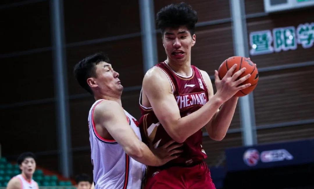 中国男篮00后最有潜力阵容，身材高大，技术全面