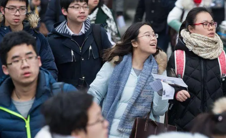 大学生或将迎来“新挑战”，将于22年落实，毕业的学生也未能幸免