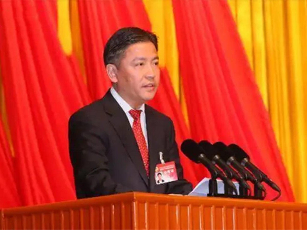 张志铭：中专毕业给首富开车，因长相被首富妹妹看上，赚65亿身家