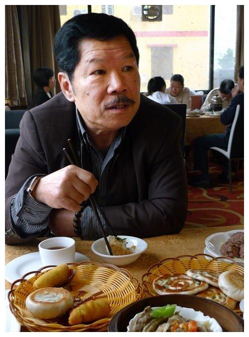 81岁的广东演员鲁牛:一个用"外号"来证明自己演技的本土老戏骨