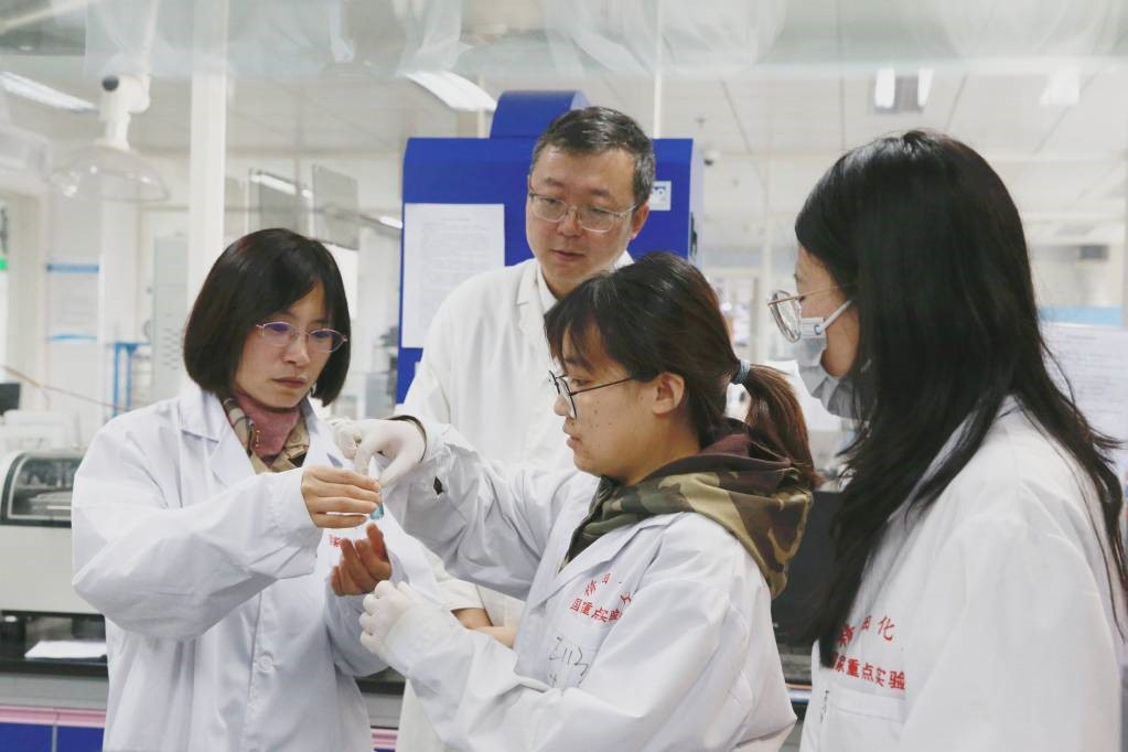 打破垄断，创“中国之最”，撼动科学界！这4位女科学家，全来自这所大学！