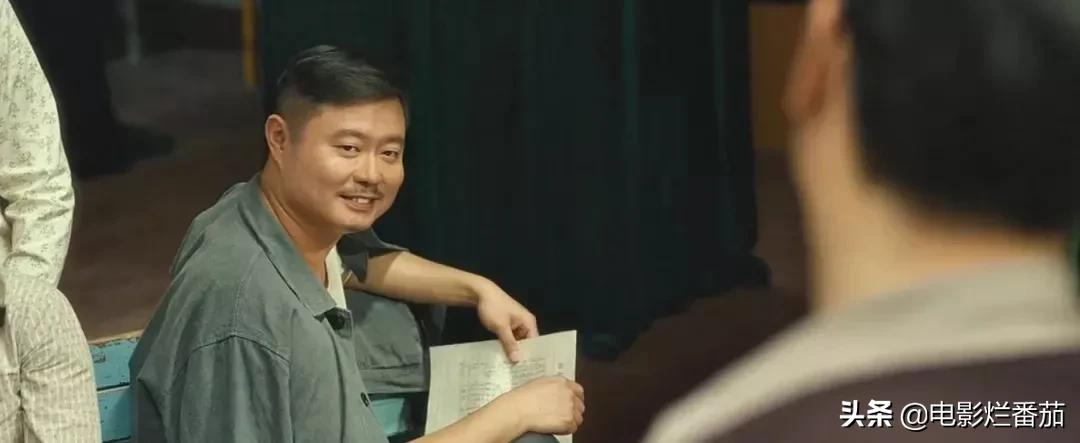 13天破20亿！2022年初这个无名之辈的表演，让我爆发出久违的大笑