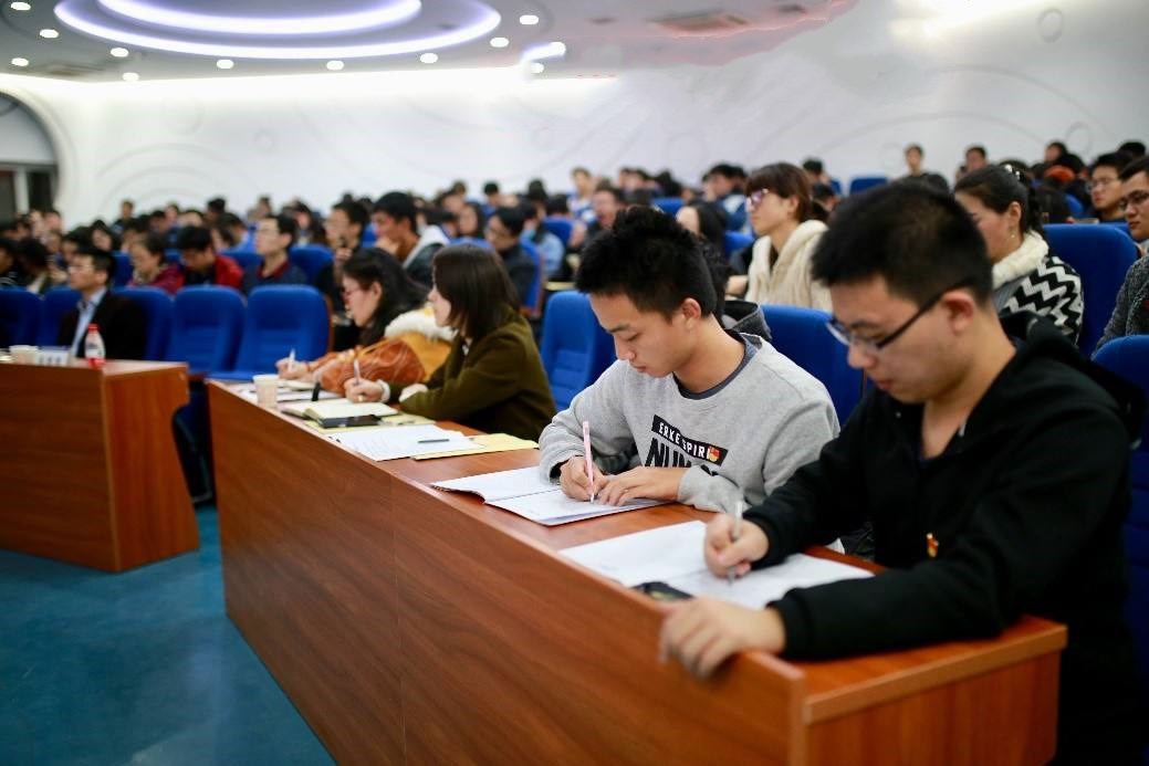 考研班多少钱花30000元报考研辅导班