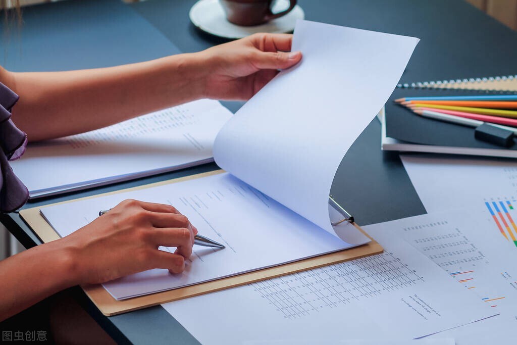 公司未签劳动合同，能被迫离职申请经济补偿吗？