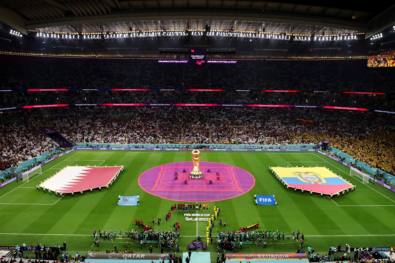 雅迪贊助2022年世界杯</h2>

<p>　　在12月19日凌晨落幕的巔峰之戰中，造就的是阿根廷球隊的勝利，是創造了世界杯紀錄的梅西的勝利。而聚光燈下同樣也映照出衛冕冠軍法國，以及名將姆巴佩欲挽狂瀾的奮力反擊。</p>

<p>　　世界杯之外，還有C羅、莫德里奇、萊萬、迪馬利亞……所有上場或未上場的球員都將持續在賽場拼搏，創造他們的高光時刻！而角逐在更廣闊的全球舞臺上的，還有憑借實力登上世界杯舞臺，以雅迪為代表的中國民族品牌。</p>

<p>　　<img alt=