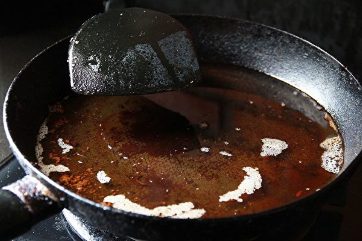 地沟油是什么 震惊全国的地沟油事件 - 天云网