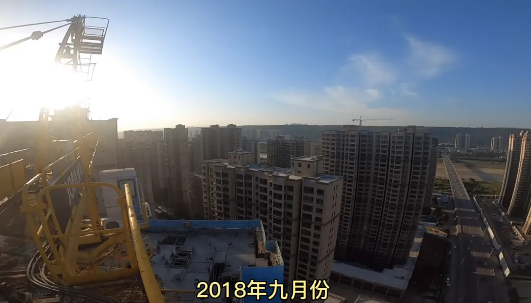在100米的高空摇摇晃晃,这个工作,90后小伙一干就是5年