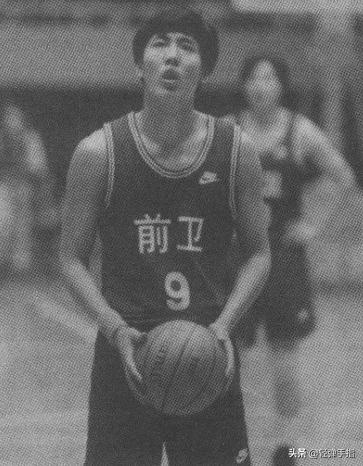 人物｜丁伟：曾是“前卫五虎”的神投手，漂泊一生的篮球之路