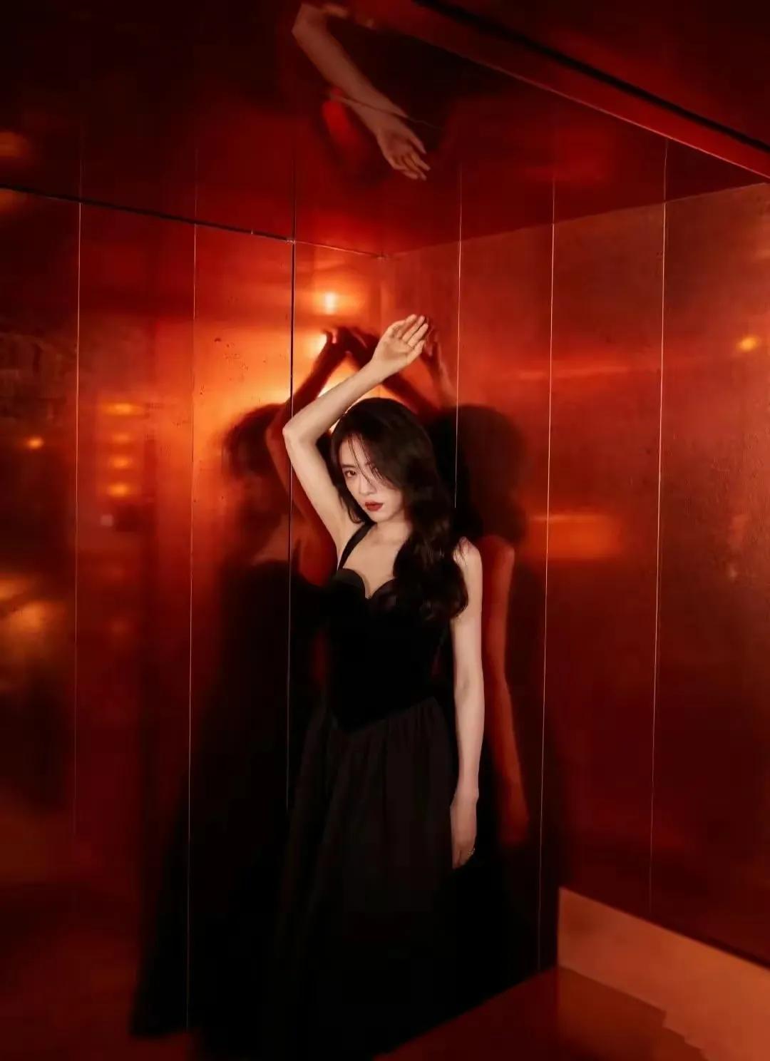 高圆圆、古力娜扎、蔡文静美图大赏，微微一笑很倾城