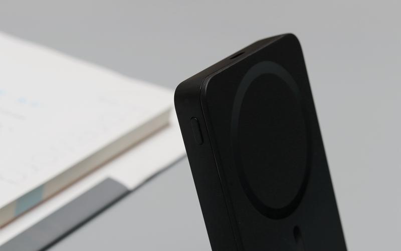充電無“線”制，電友MagSafe充電寶讓你的iPhone13優(yōu)雅充電