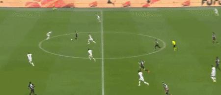 意甲-AC米兰2-0尤文图斯 迪亚斯奔袭半场破门 托莫里建功
