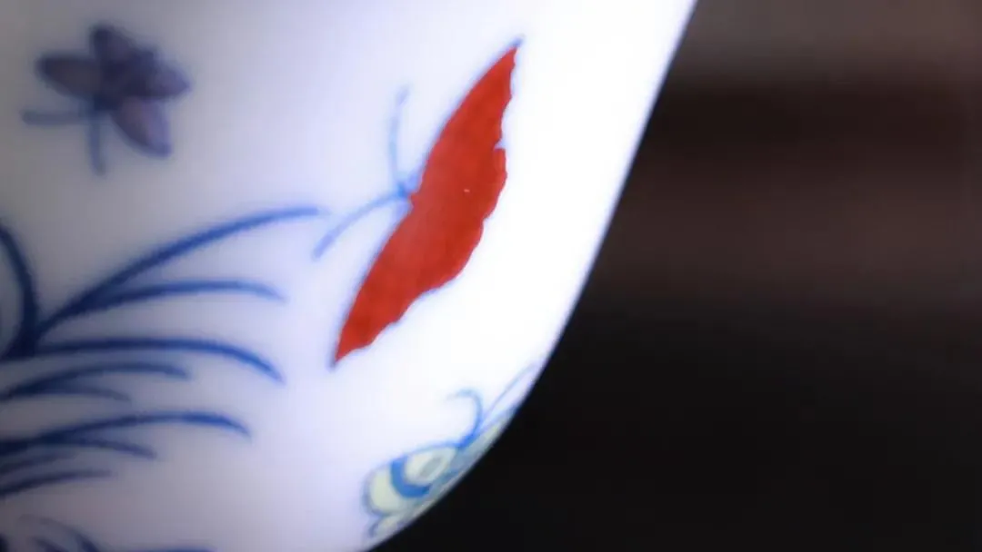 读瓷|三年的沉淀,烧出这一组绝美斗彩青花杯,太贵气了