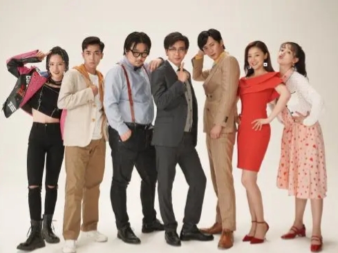 《破事精英》有那么“烂”，一部叫人又哭又心塞的喜剧