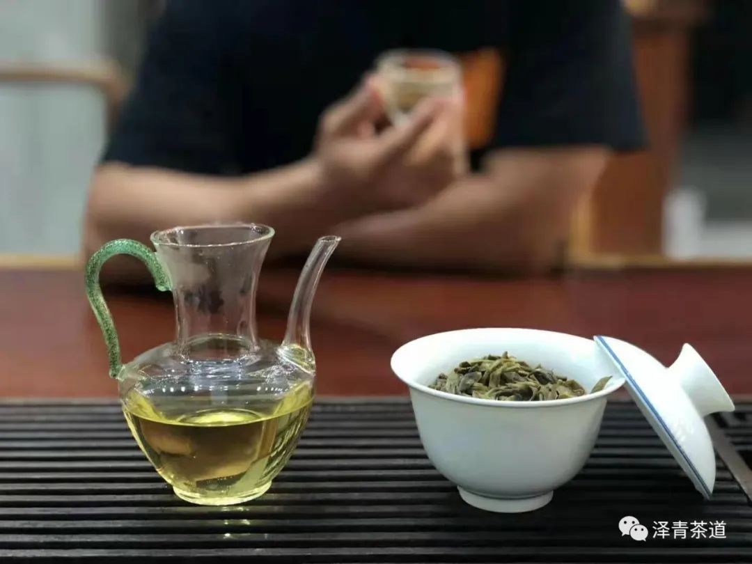 评价茶叶的专业术语(教你喝茶的100个专业术语)