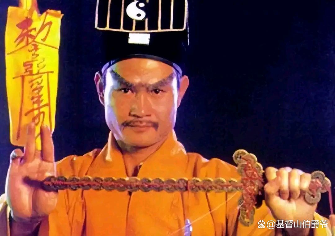 姥姥分庭抗衡,在第二部中他还击败了普渡慈航,其实燕赤霞的扮演者午马