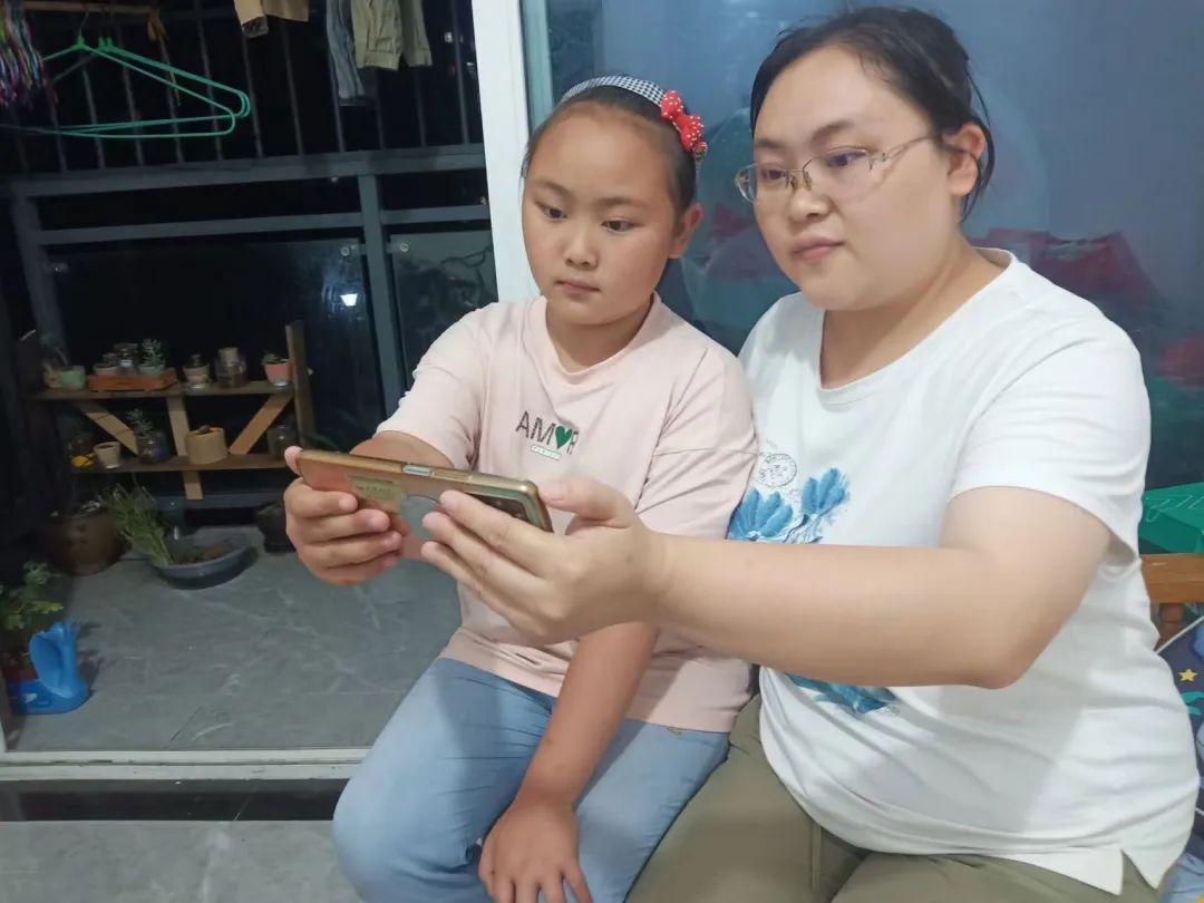 共同养育 幸福成长——记四川天府新区大林小学心理健康周活动