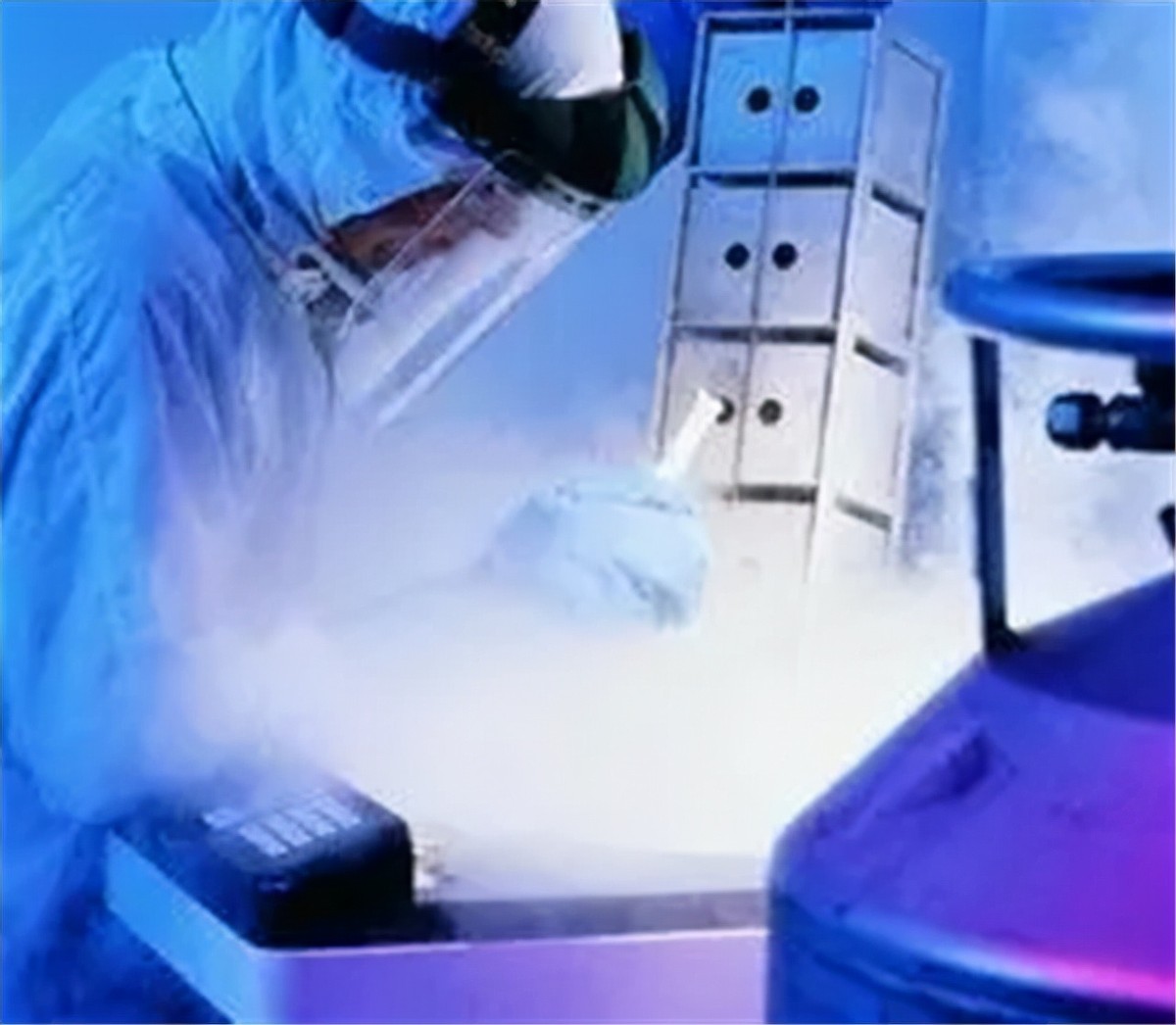 揭秘中国第一家人体冷冻中心：最小冷冻者13岁