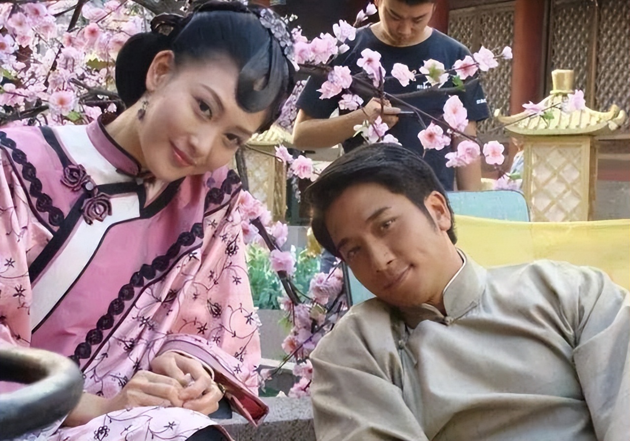 tvb渣男吴卓羲,一人玩转16个女人气到张馨予发特别照片逼官宣