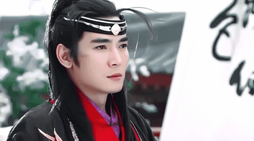 抹额造型别乱用，有人冷峻洒脱，有人呆萌可爱，关键还得脸型扛