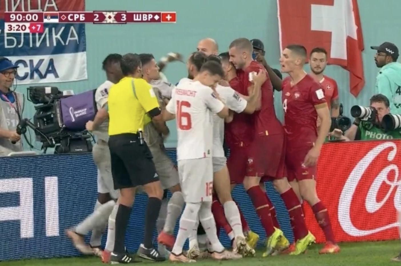 仇恨值拉满！瑞士3-2塞尔维亚：11张黄牌，多次倒地，2次推搡冲突