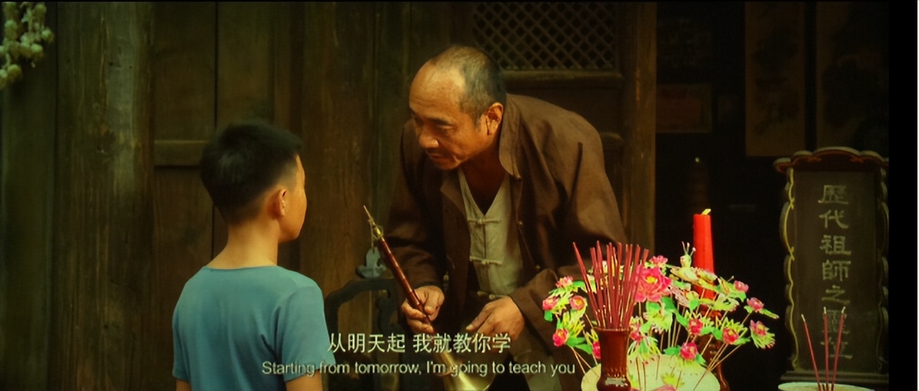 《百鸟朝凤》：文化的挽歌与生命的隐喻