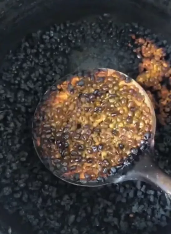 韩国大学食堂食谱也太离谱了！我家小强看到都得抢着做九菜一汤