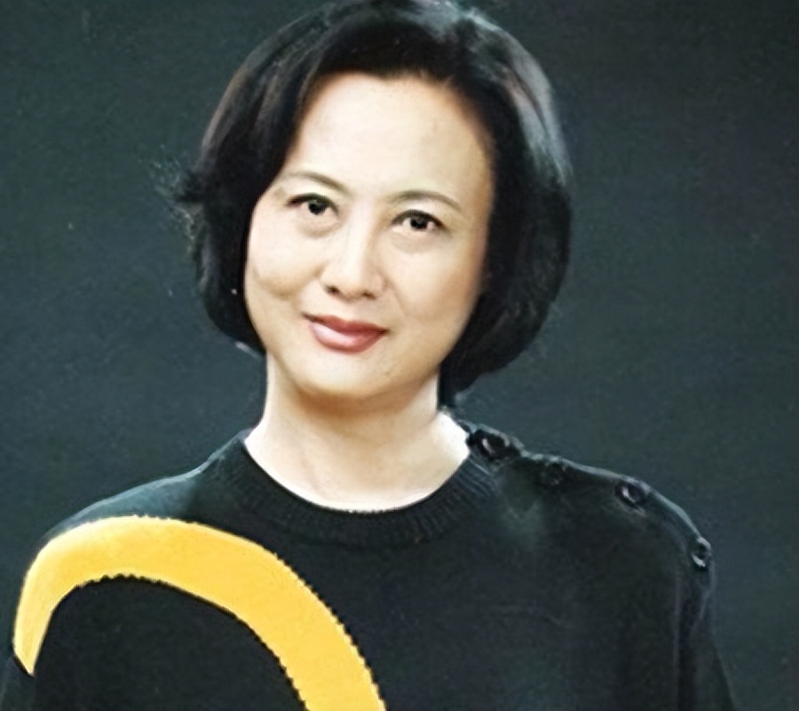 11年过去了,如果柏寒还在,看到如今被海清照顾的韩青,应该很欣慰-蘑菇