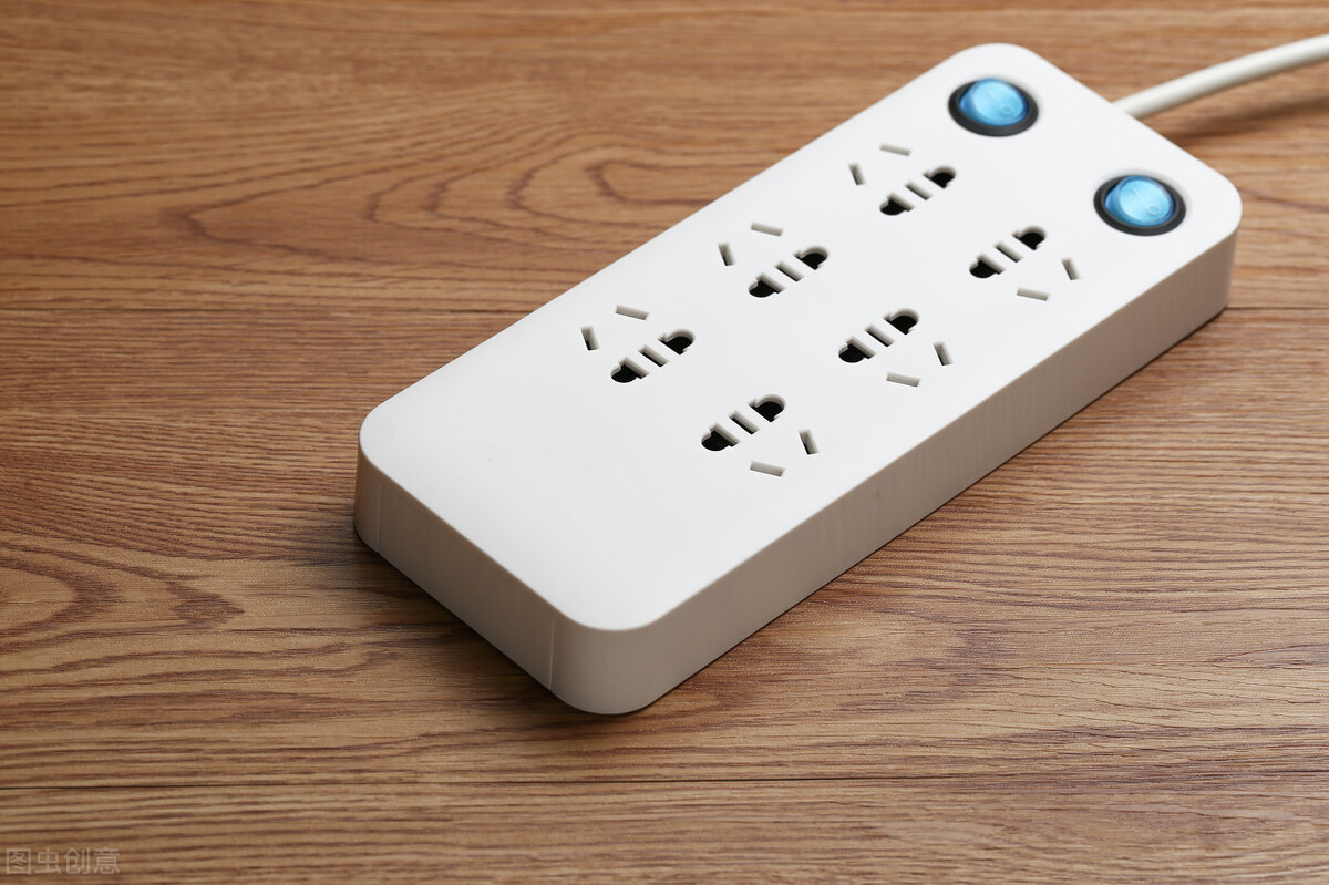 大学宿舍中常见的6种物品,几乎每个宿舍都有,大一的你有几种?