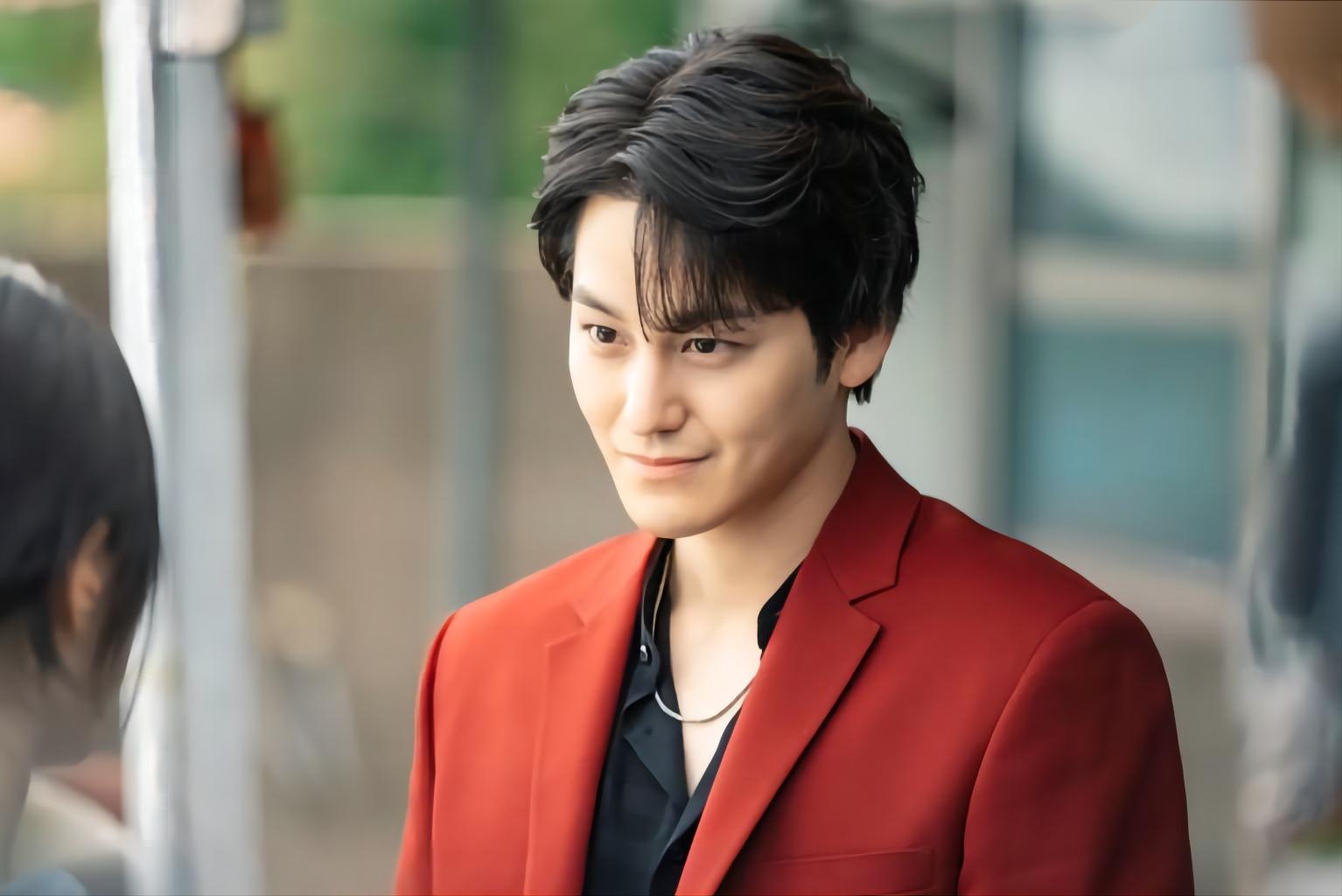 韩剧《幽灵医生》双男主,郑智薰金汎共用一具身体,期待感上升