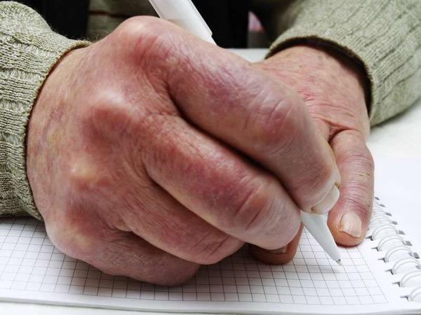 没事搓搓手，有保健的效果，或能收获这7个好处，不妨试试