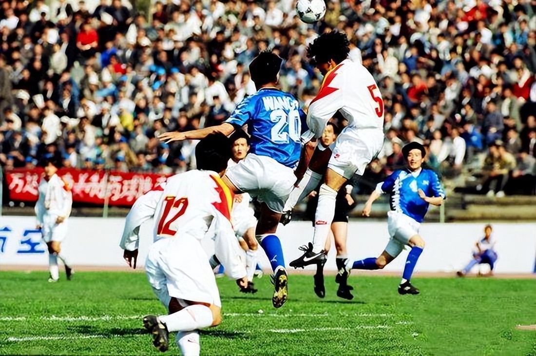 1994世界杯完全賽果（1995甲A回顧：申花提前奪冠，范志毅金靴MVP，保衛(wèi)成都，遼足降級）
