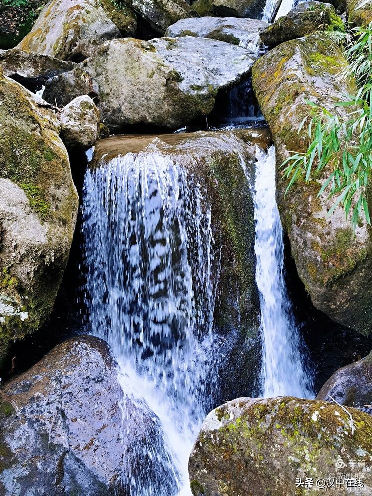 來此處踏青，不負(fù)春光不負(fù)卿