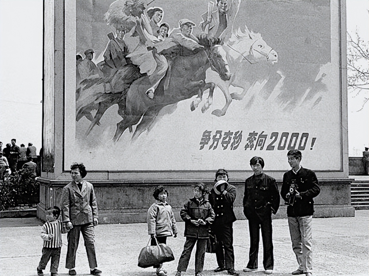 那一年，陈冲爆红，刘晓庆挨巴掌，李谷一遭笔伐，邓丽君为情所伤