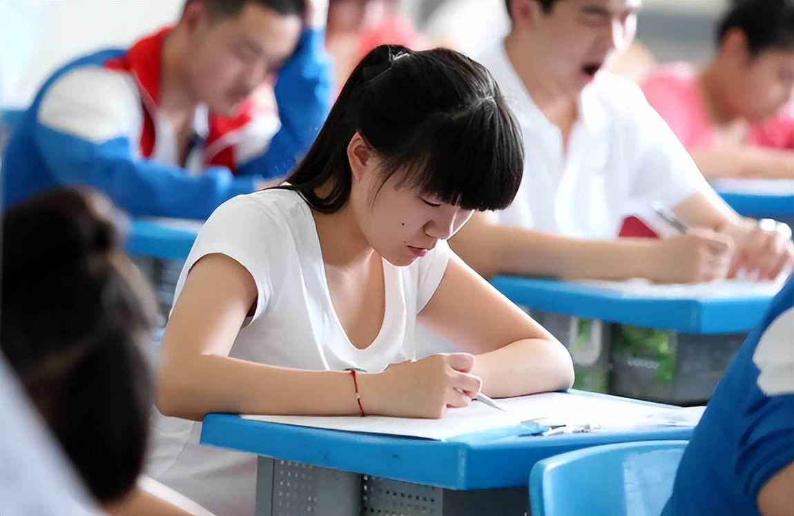 高考的这个“无意识”行为，可能会被判定作弊，22届考生要注意