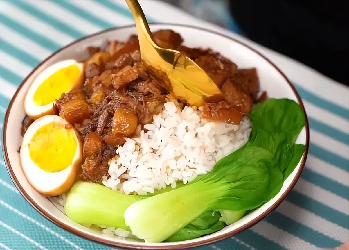 坐拥“顶流老师”“豪华宿舍”！这所高校学生满意度“超高”，值得报考！