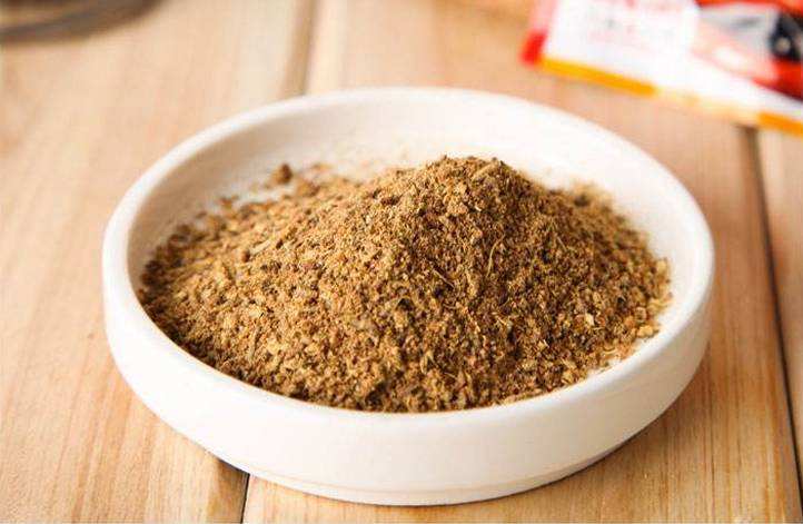 王守义鸡精,麻辣鲜等30多种调料,并分别注册了十一香,十二香,十四香