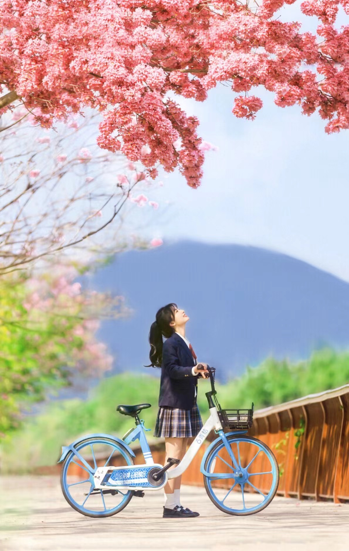 樱花海人像这样拍，唯美浪漫人又美，发朋友圈获赞无数