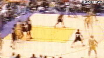 央视NBA总决赛宣传片（01年NBA总决赛第一场比赛加时5分钟，艾弗森把质疑声音变成了赞美）