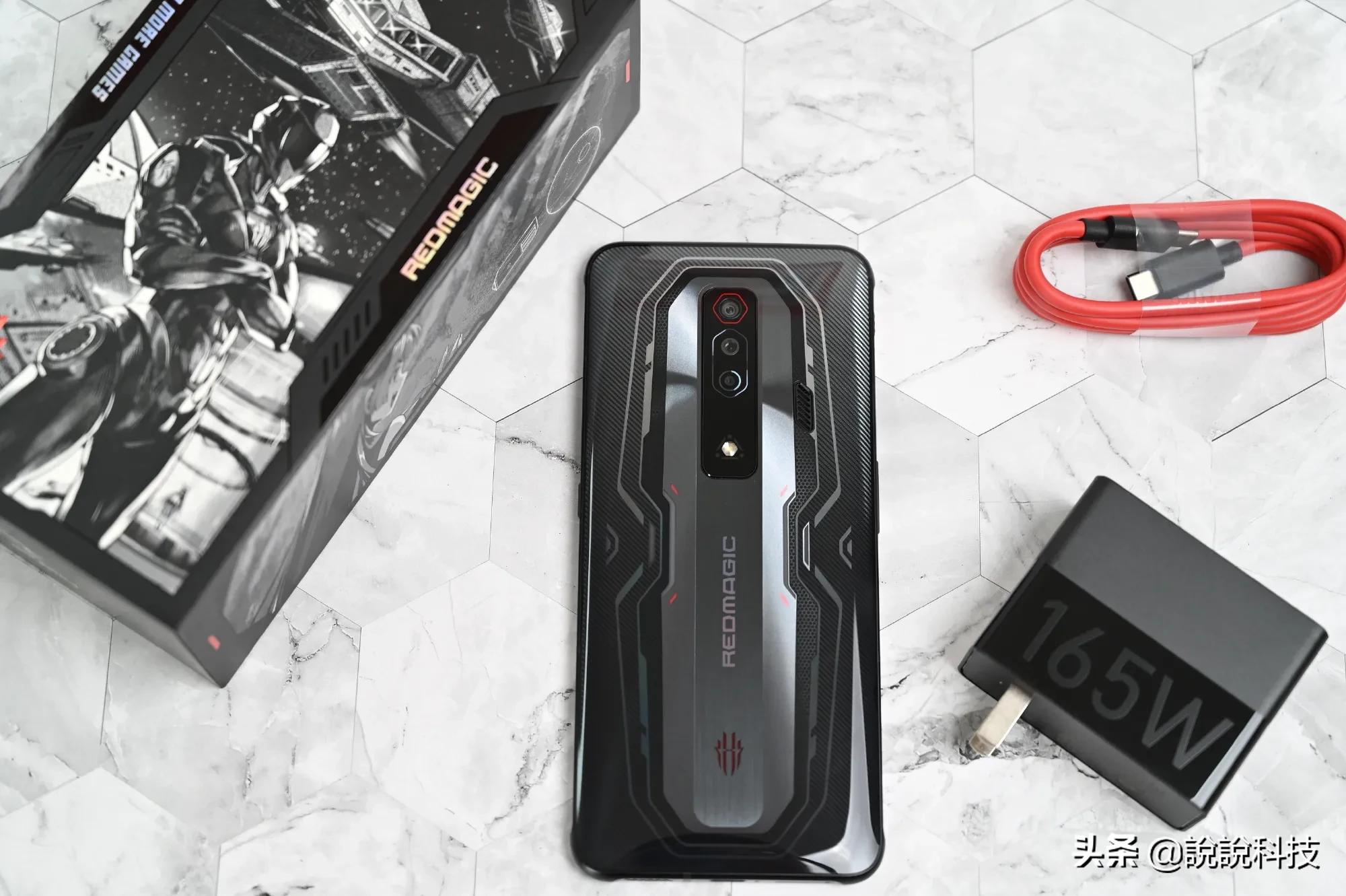 两款顶流电竞手机配置一览：想要游戏玩得好，它们真的少不了