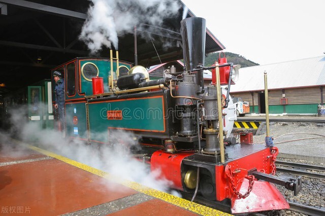 为什么你坐的火车会晚点？你要的答案可能在这儿