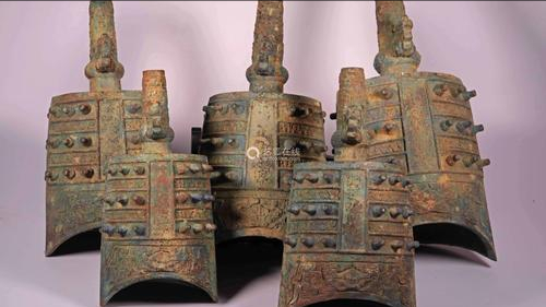 山东挖出3000年前古墓，出土姜太公神秘铭文，墓主究竟是谁？